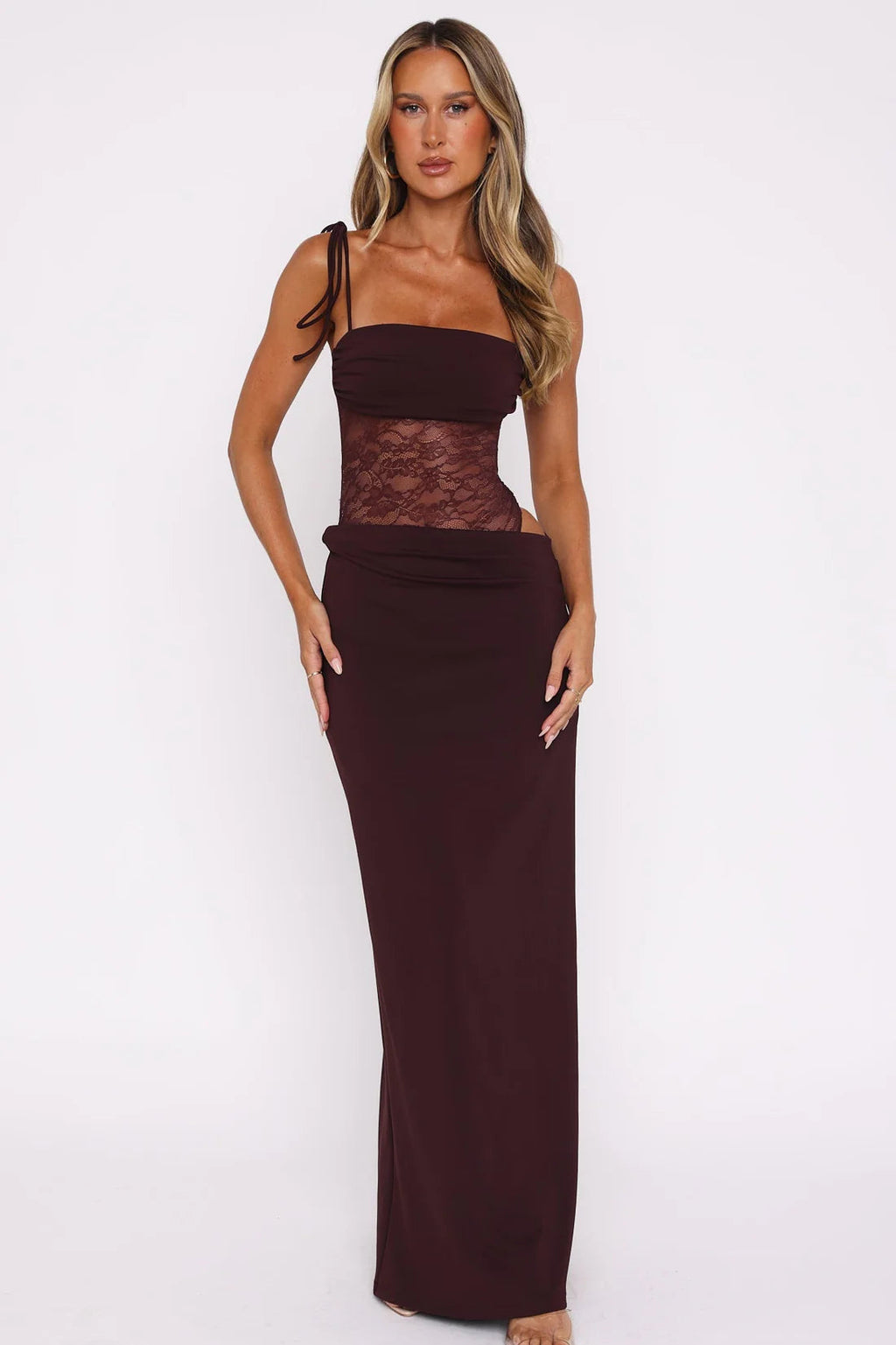 Serena Lace – Dantel Detaylı Askılı Uzun Abiye Elbise (Sarı, Siyah, Bordo)