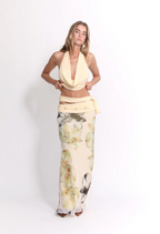 Solana Halter Drapeli Üst & Çiçekli Maxi Etek Takımı – Pastel Sarı