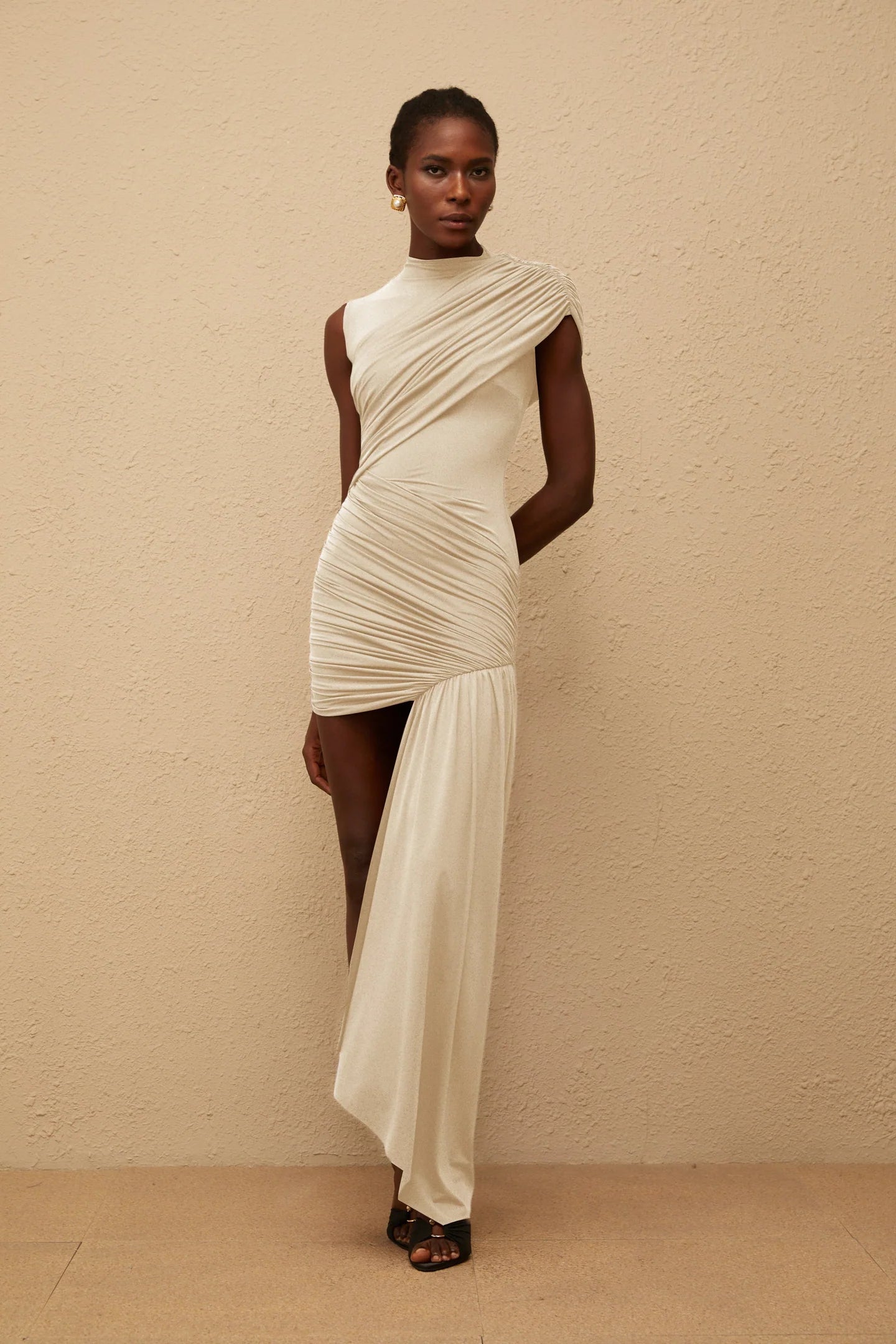 Medusa – Tek Omuz Drapeli Mini Abiye Elbise (Kahve, Beyaz, Bordo)